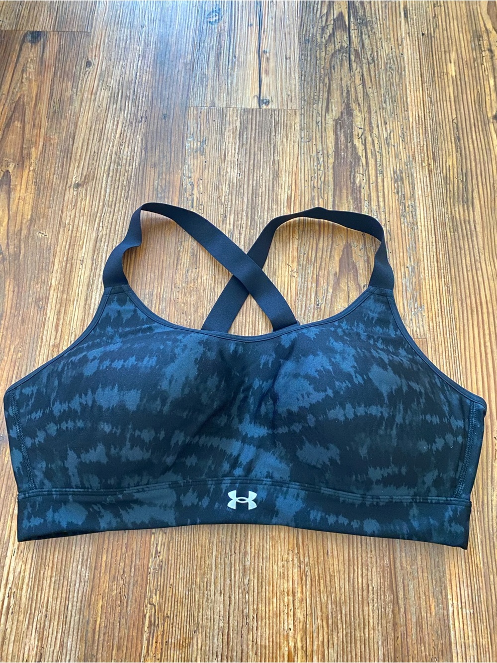 Under Armour Black Patterned Crossback Sports Bra
